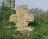 Croix de chemin dite la Croix-de-Pierre (Epiniac)