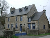 Maison, le Bourg (Tressé fusionnée en Mesnil-Roc'h en 2019)