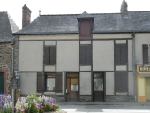 Maison, 12 rue Jean Théard (La Guerche-de-Bretagne)