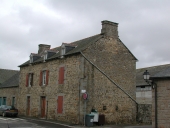 Ferme, actuellement maison, avenue du Général de Gaulle (Combourg)