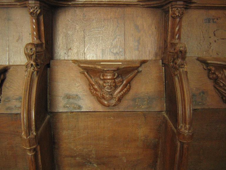 Cathédrale Saint-Tugdual : stalle 18