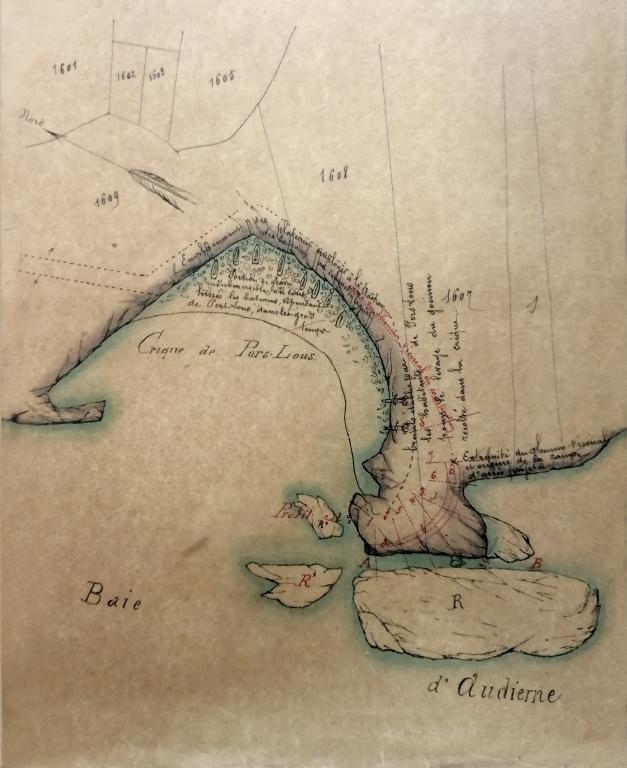 Port-abri, Pors Loubous (Plogoff)