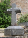 Croix de cimetière, place des Anciens Combattants (Saint-Père-Marc-en-Poulet)