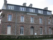 Poste, 10 boulevard Legris (Etables-sur-Mer fusionnée en Binic-Etables-sur-Mer en 2016)