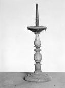 Chandelier, chapelle Saint-Samson (Neulliac)