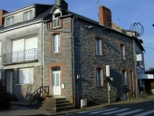 Maison, 5 place de la Mairie ; rue du Général de Gaulle (Pipriac)