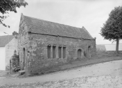 Ossuaire, 4 rue du presbytère (Spézet)