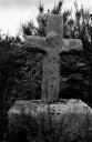 Croix de chemin, sur le C.V.O. 7, à 350 m. sud de Kerihuel (Calan)