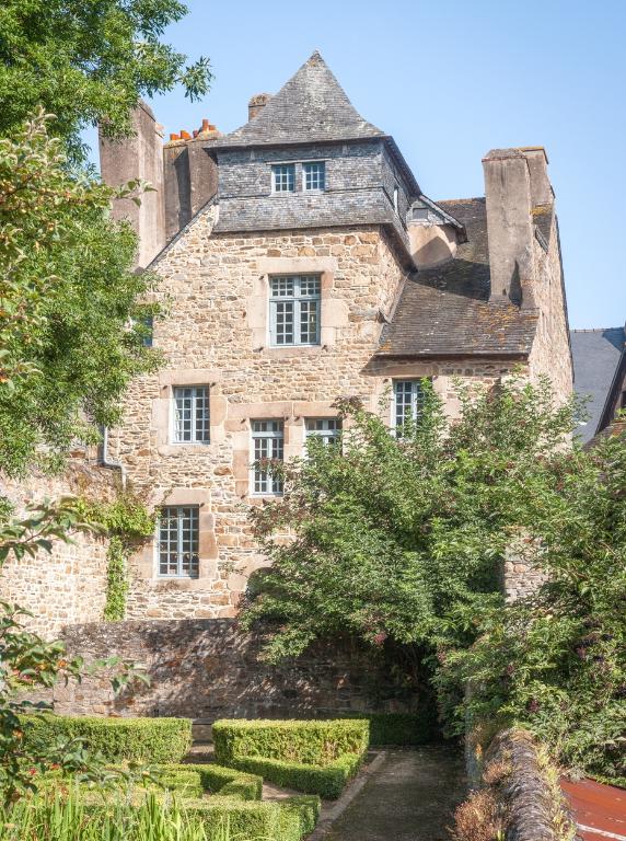 Maison d'armateur, actuellement musée Renan, 20 rue Ernest Renan (Tréguier)