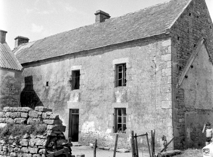 Écart dit village de Kerhillio (Erdeven)