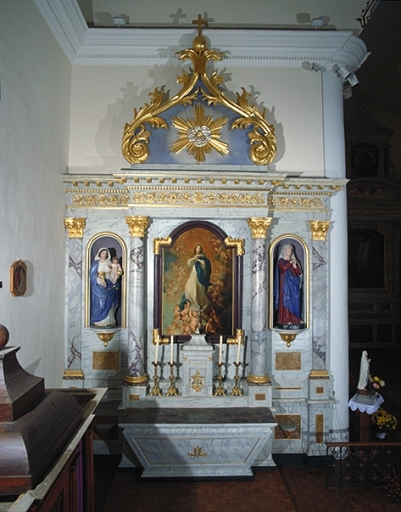 Ensemble de l'autel secondaire nord (autel, retable, tabernacle, 2 gradins)