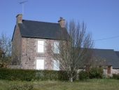 Ancienne ferme, rue de la Plage, le Vieux-Bourg (Fréhel)