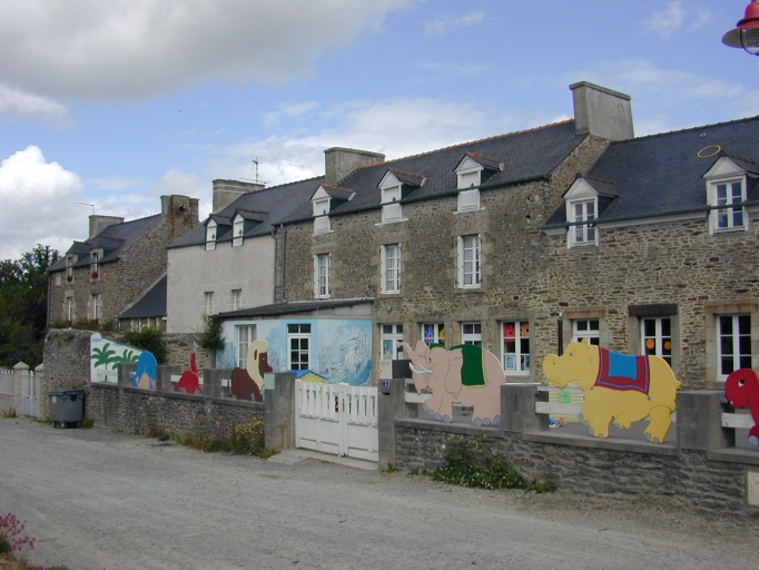 Alignement de maisons, 4 à 12 rue Monseigneur Diès (Le Minihic-sur-Rance)