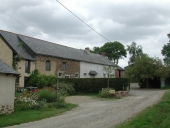 Alignement de maisons, la Tassinière (Breteil)