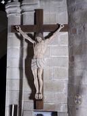 Croix 2 : Christ en croix, église Saint-Pierre (Sérent)