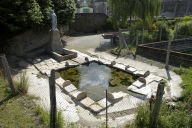 Fontaine de dévotion et lavoir Saint-Pierre (Baud)