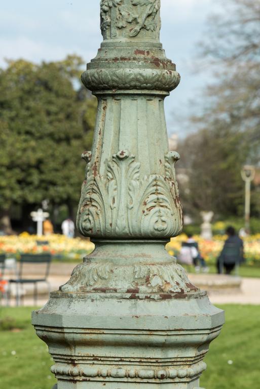 Mobilier de jardin et lampadaires, Parc du Thabor (Rennes)