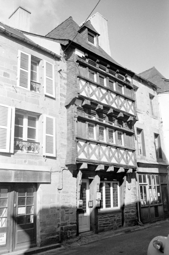 Les maisons et fermes du canton de Carhaix-Plouguer