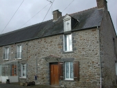 Alignement de maisons, Malabry (Saint-Pierre-de-Plesguen fusionnée en Mesnil-Roc'h en 2019)