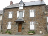Maison, 4 cour des Tourterelles (Saint-Père-Marc-en-Poulet)