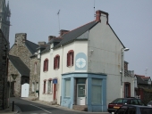 Maison et ancienne pharmacie L'Oncle, 2, 4 rue du Four Chalmet ; 2 rue Maréchal Foch (Pléneuf-Val-André)