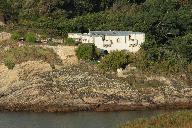 Tour crénelée actuellement maison, Port Andro (Locmaria)