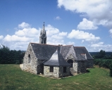 Églises et chapelles sur la commune de Lopérec