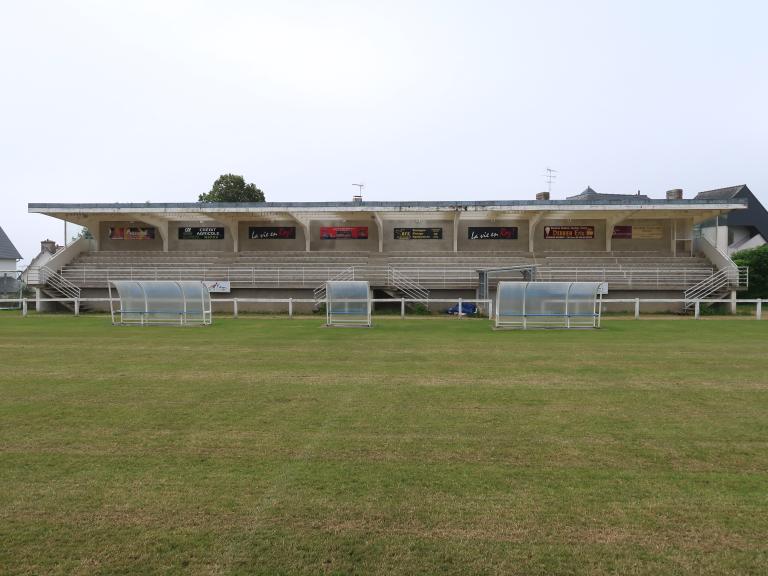 Salle Yves Le Jannou, 16 bis rue du sergent L'Hévéder (Perros-Guirec)