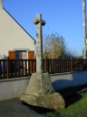 Croix de chemin, le Presbytère (Cuguen)