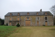 Les dépendances du château de Maison Neuve (Chauvigné)