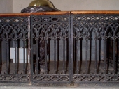 Clôture des fonts baptismaux