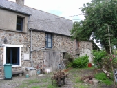 Alignement de maisons, la Govelinais (La Gouesnière)