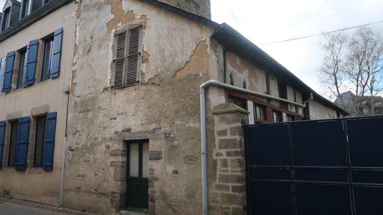 Édifices en pan de bois contemporains (Ploërmel)