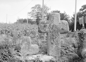 Croix de chemin, dite Croix de la Caunais (Caden)
