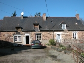 Ferme et maison en alignement 1, la Croix (Pont-Péan)
