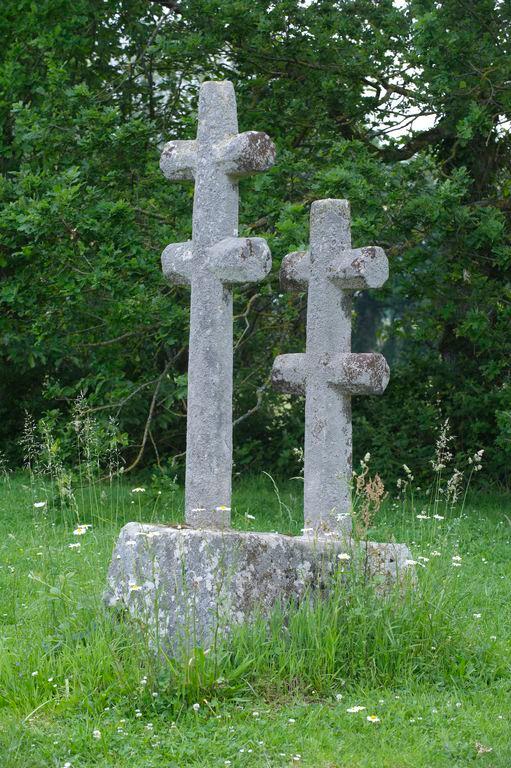 Croix de chemin dite croix Busnel (Calorguen)
