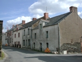 Alignement de maisons, Grande Rue, Brain-sur-Vilaine (La Chapelle-de-Brain)