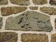 Pierres de remploi et éléments d'architecture remarquables (La Chapelle-Janson)