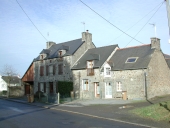 Ferme, actuellement maisons, 48-52 rue Lamennais, le Clos Neuf (Saint-Pierre-de-Plesguen fusionnée en Mesnil-Roc'h en 2019)