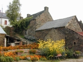 Alignement de logis, la Roche (Saint-Ganton)