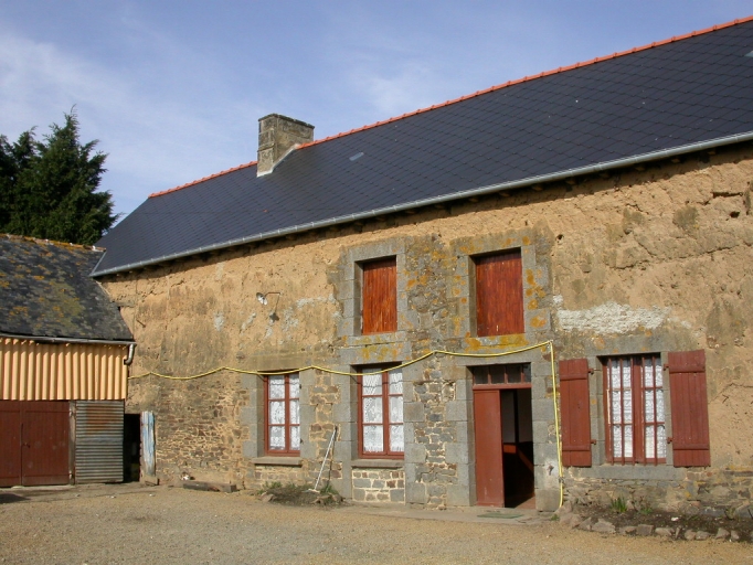 Ferme, Hénon (Saint-Domineuc)