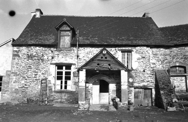 Manoir, La Douettée (Laillée)