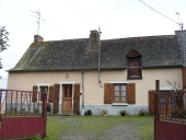 Alignement de maisons, la Touche Jus (Bourgbarré)