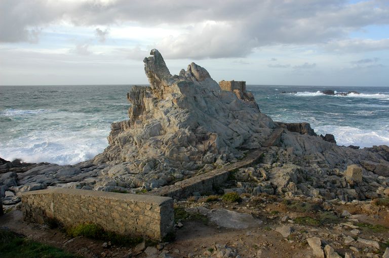 Ouvrage de signalisation maritime : cloche sous-marine de la pointe du Créac'h (Ouessant)