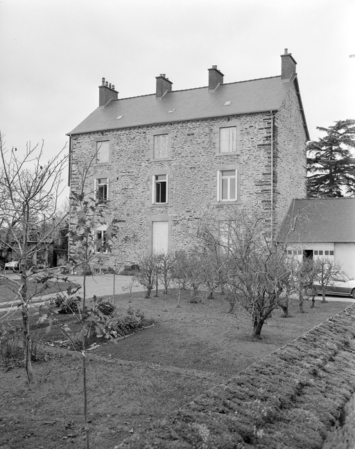 Presbytère, 3, rue du Presbytère (Cornillé)