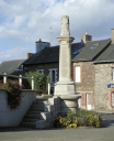 Monument aux morts, place de l'Eglise (Talensac)