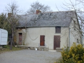 Alignement de deux maisons, les Mêliers (Sens-de-Bretagne)