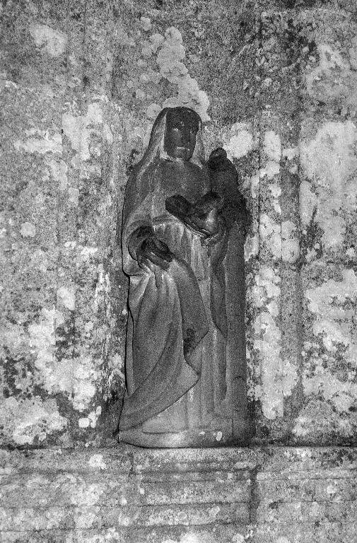 Statue : Sainte Barbe, église paroissiale Saint-Pierre (Plougar)