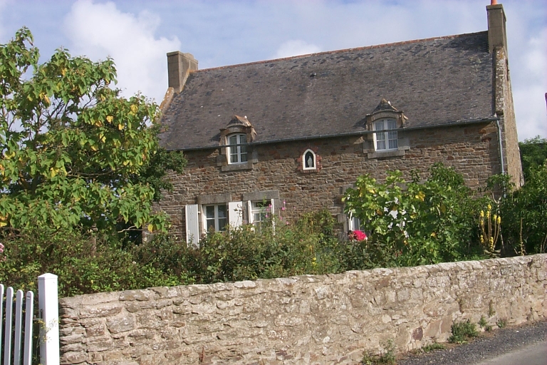 Maison, boulevard d' Armor, Saint-Jouan (Cancale)