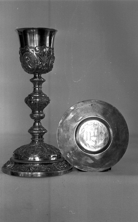 Calice & patène 4, église paroissiale Saint-Pierre, Saint-Paul (Ruffiac)